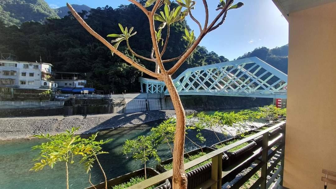 Wulai Shui An Hot Springs Hotel Exterior foto